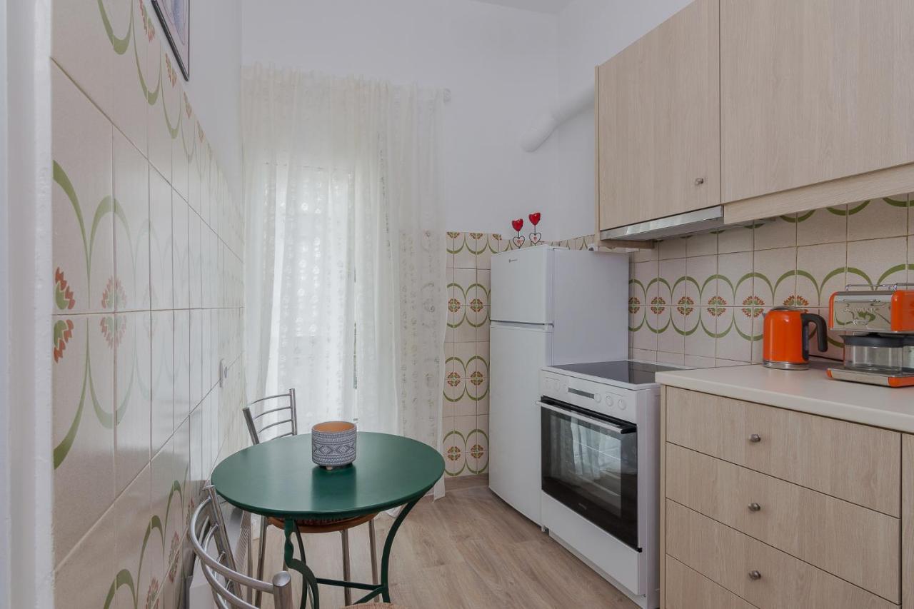 Nice Studio In Pagkrati เอเธนส์ ภายนอก รูปภาพ
